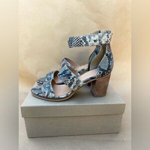 FRYE and CO, Snake Block Heel Sandal, Size 9